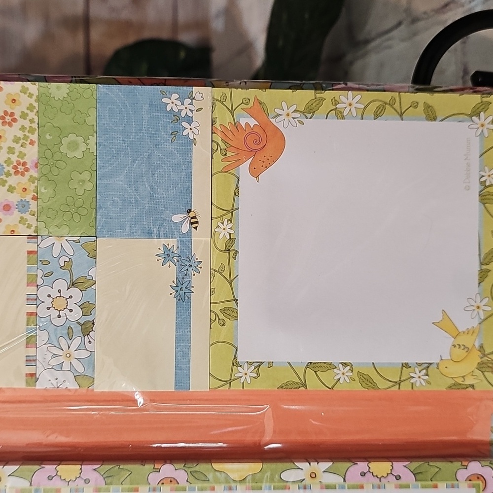 Debbie Mumm Floral Sticky Notes - Picture 5 of 12
